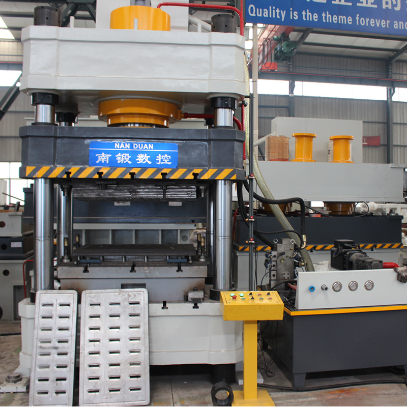 滕州400噸不銹鋼地溝蓋板成型機(jī) 排水溝蓋板拉伸成型油壓機(jī)