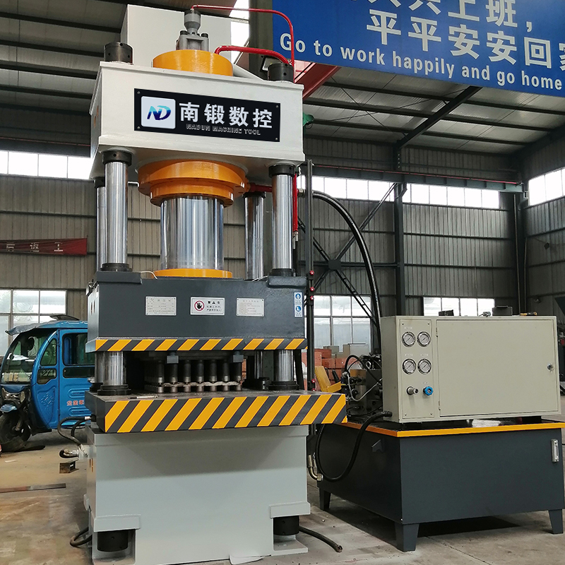 油壓機-育苗塊油壓機/液壓機的發(fā)展趨勢