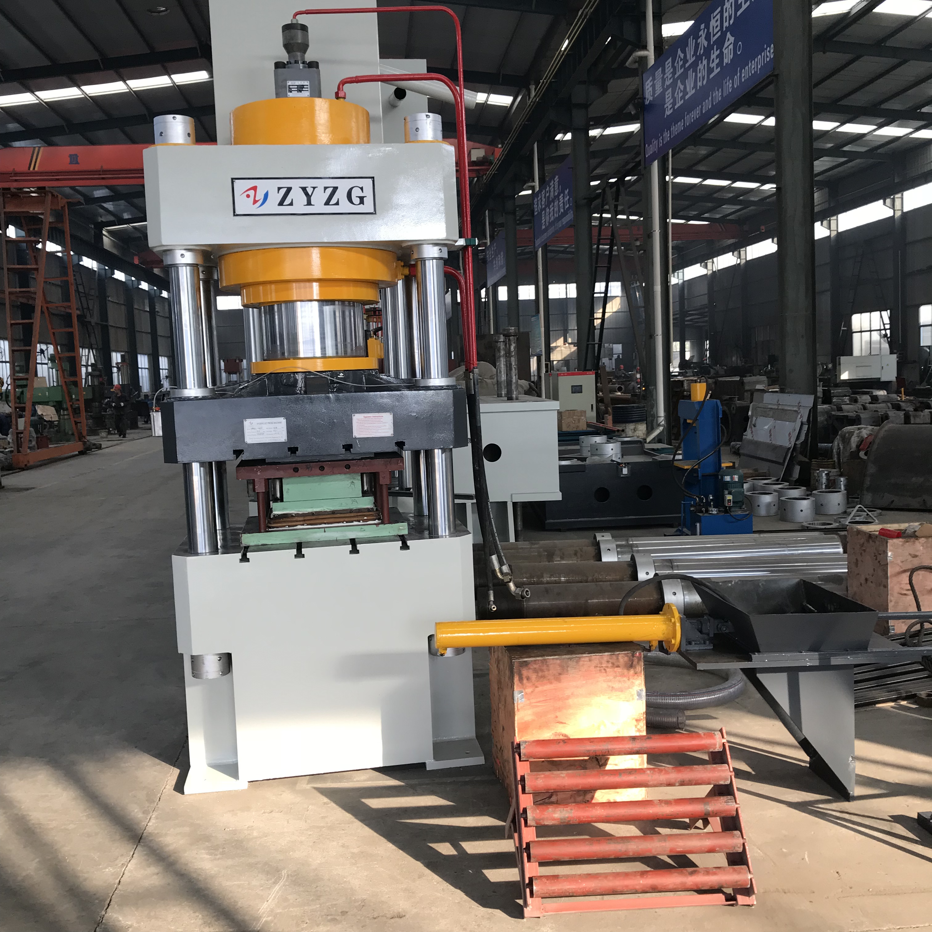 油壓機--400t鉛粉成型液壓機