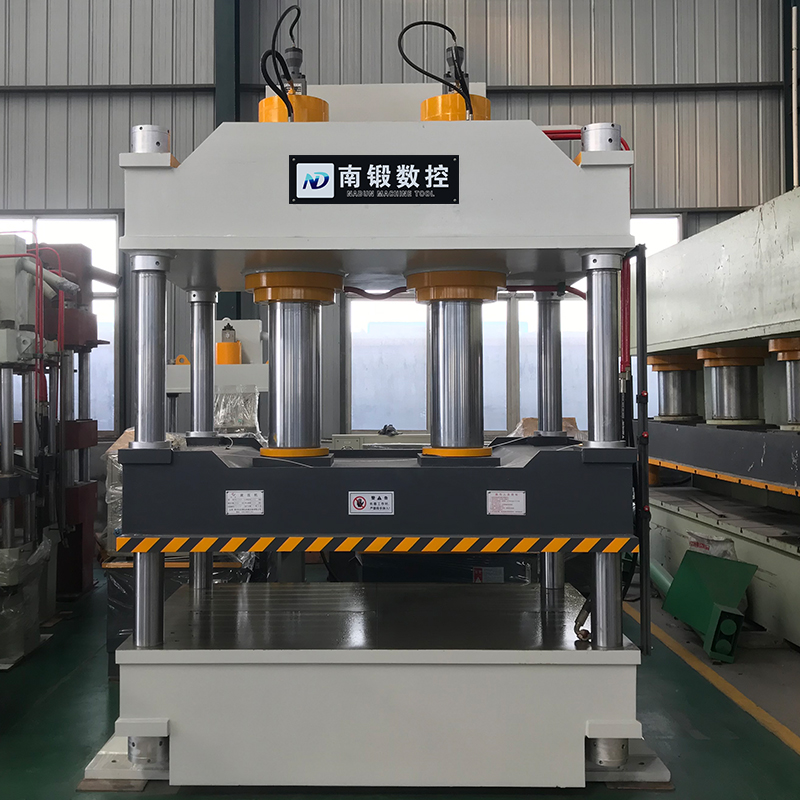 四柱液壓機(jī)上液壓管路的作用油壓機(jī)