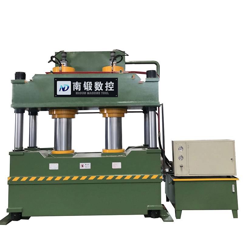 滕州500噸氧化鎂門芯成型液壓機(jī)500T雙缸大臺(tái)面四柱油壓機(jī)